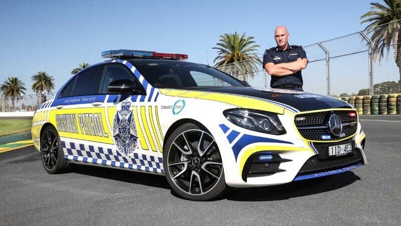 معرفی سریع‌ترین خودروهای پلیس در جهان/ تصاویر