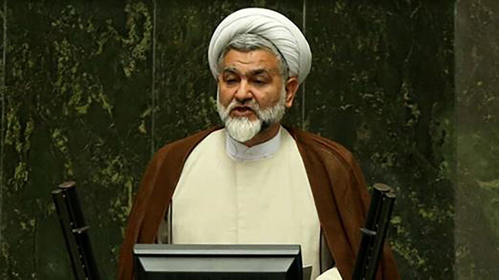 حقوق بازنشستگی ۳۵۰ میلیون تومانی حسن روحانی پس از ریاست جمهوری جنجالی شد!