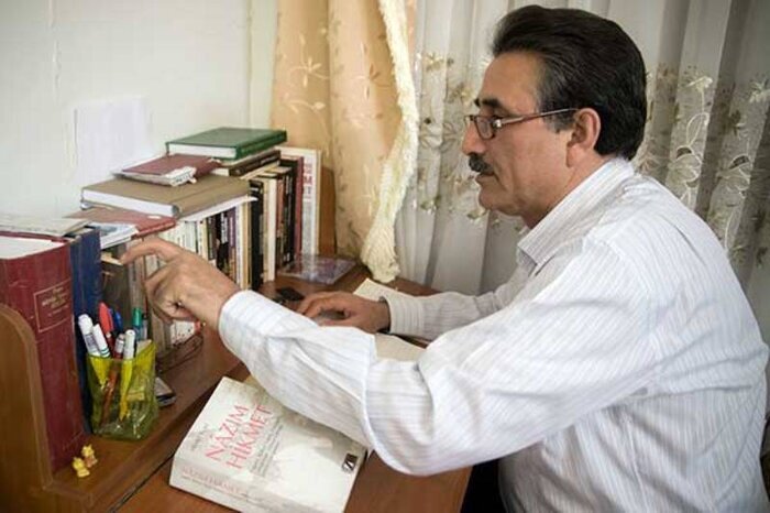 درگذشت حسن ریاضی شاعر و منتقد ادبی بر اثر کرونا