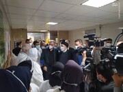 اعتراض شهروند اهوازی از وضعیت بیمارستان‌ها در مقابل رییسی / فیلم