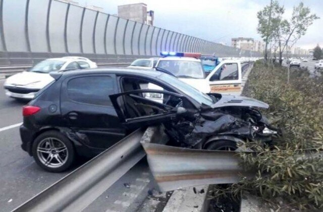 روزانه ۱۶۰۰ تصادف در تهران رخ می‌دهد؛ هر ۵۱ ثانیه یک تصادف!