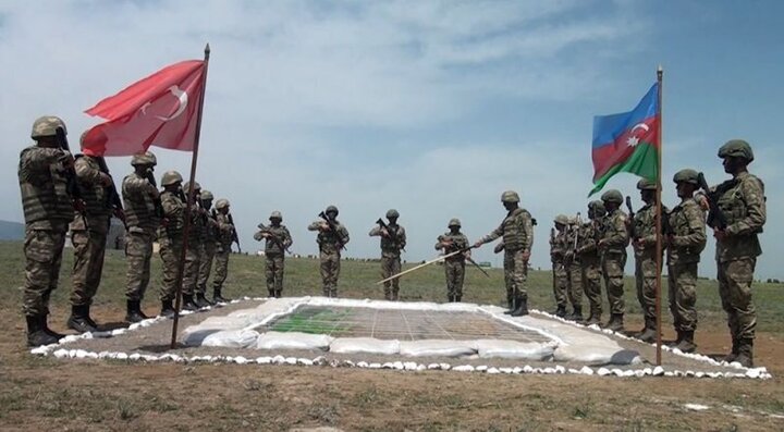 جمهوری آذربایجان و ترکیه رزمایش مشترک برگزار می‌کنند