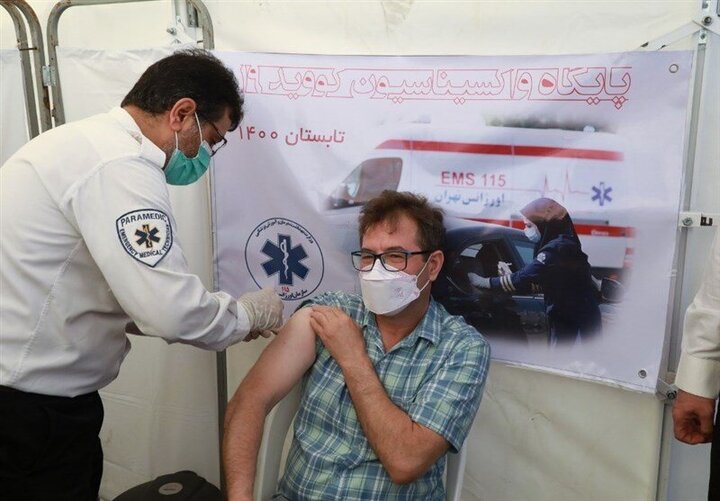درخواست ستاد کرونای تهران از مردم: داوطلبان برای کمک به واکسیناسیون تماس بگیرند
