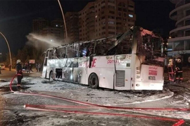 ویدیو دلخراش از سانحه مرگبار تصادف اتوبوس در ترکیه؛ ۲۲ کشته و زخمی