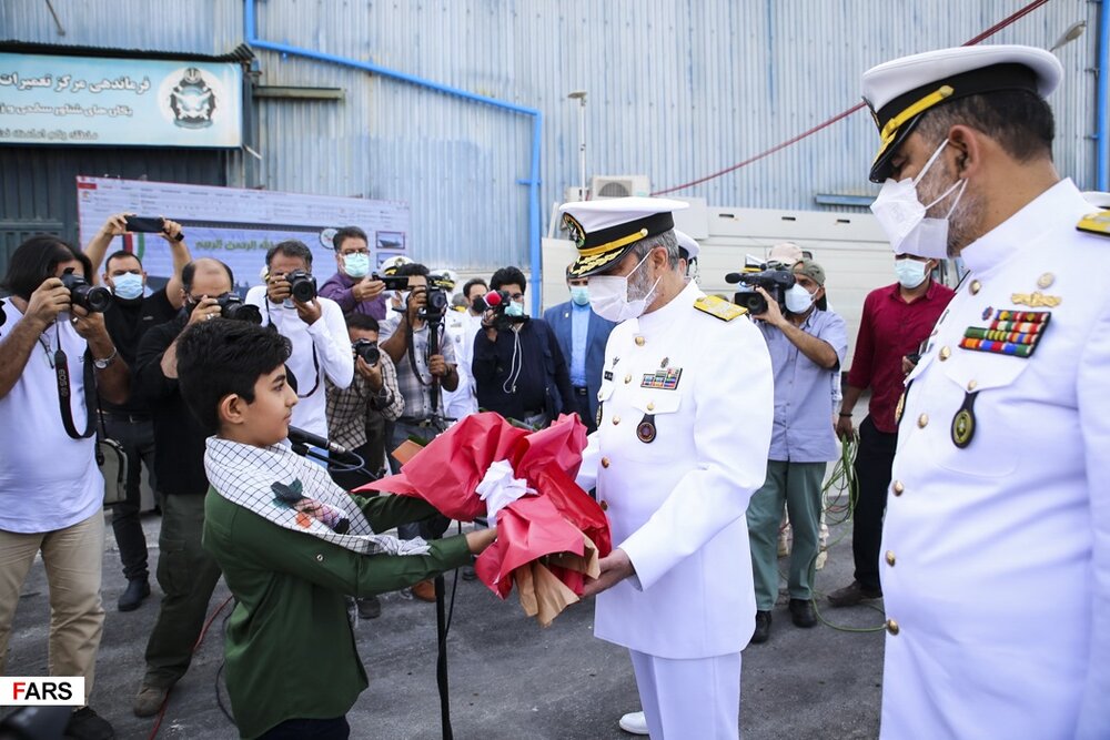 مراسم استقبال از ناوگروه ۷۵ نیروی دریایی ارتش در منطقه یکم دریایی بندرعباس