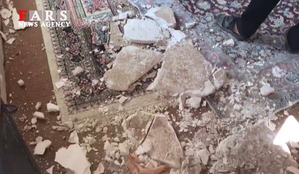 تصاویری از میزان خسارت زلزله در روستای دیزادیز قوچان / فیلم