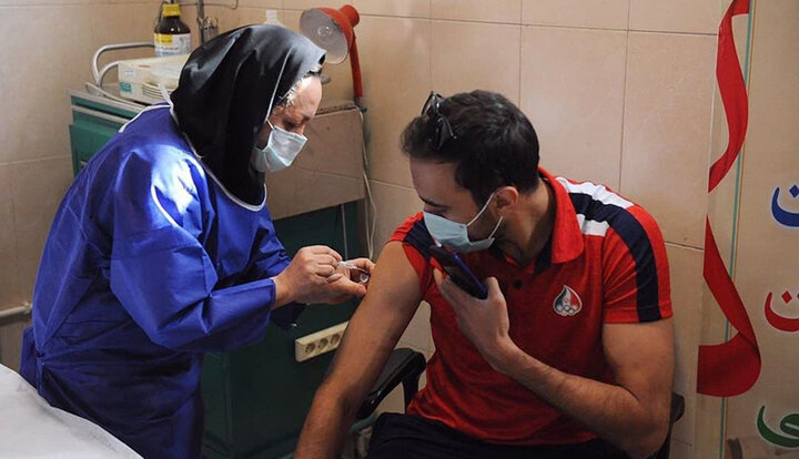 از روز سه‌شنبه واکسن برای همه افراد ۱۸ سال به بالا در تهران آزاد می‌شود