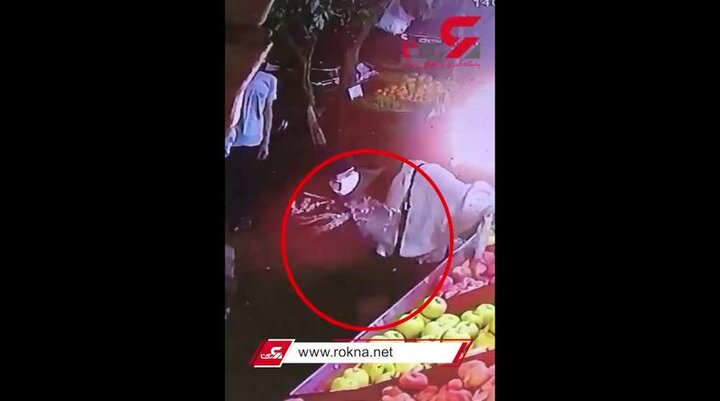 سرقت از موبایل فروشی توسط دو دختر شیک پوش در تهران / فیلم