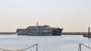 لنگر انداختن کشتی ناوگان پنجم آمریکا در بندر بیروت