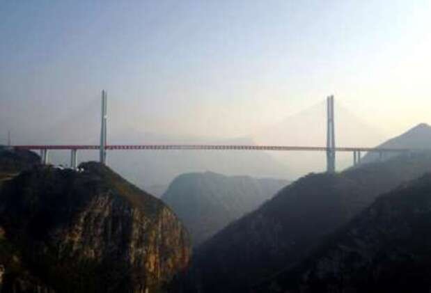 ساخت بزرگترین پل معلق جهان به طول ۱/۵ کیلومتر! / فیلم