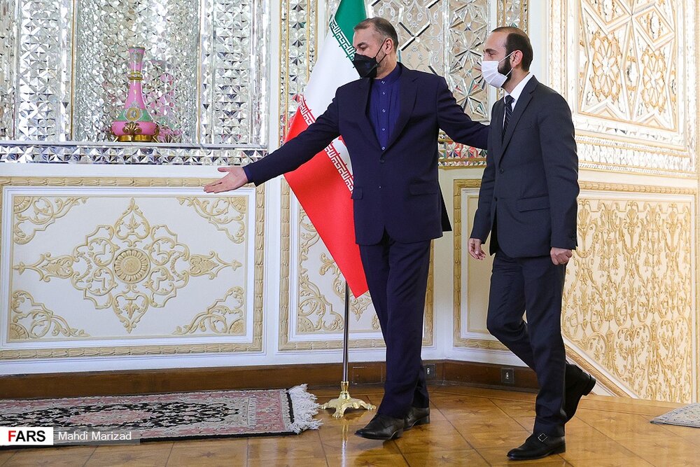دیدار وزرای خارجه ایران و ارمنستان / تصاویر