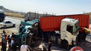 تصادف وحشتناک تریلی و کامیون در محور مهران - ایلام / تصاویر
