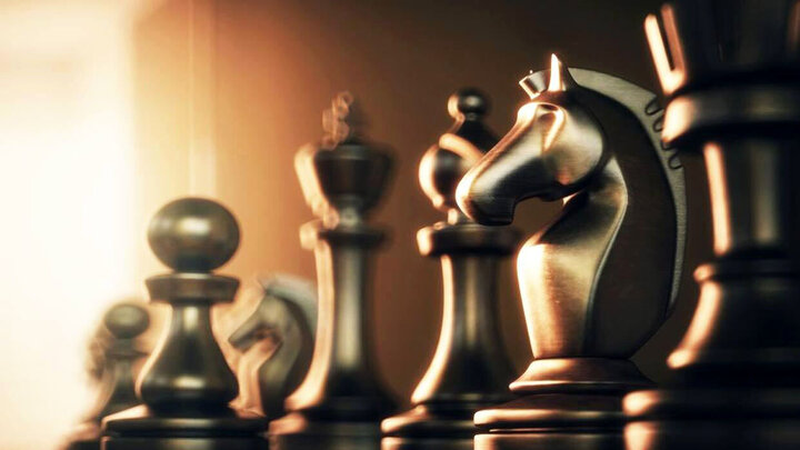 تصاویری جالب از نحوه ساخت مهره‌های شطرنج / فیلم