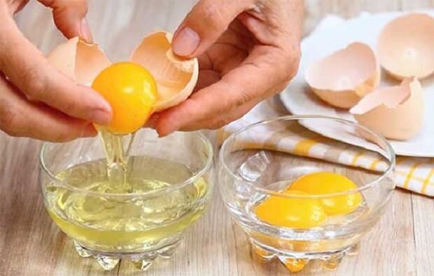 خواص شگفت‌انگیز روغن تخم مرغ بر روی پوست