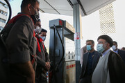حضور سرزده رئیسی در پمپ بنزین / تصاویر