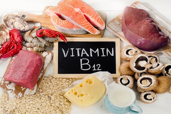 آشنایی با ۱۳ زنگ خطر کمبود ویتامین B۱۲