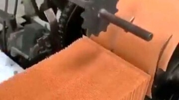 ویدیو دیده نشده از نحوه تولید پاکت‌ نامه در کارخانه