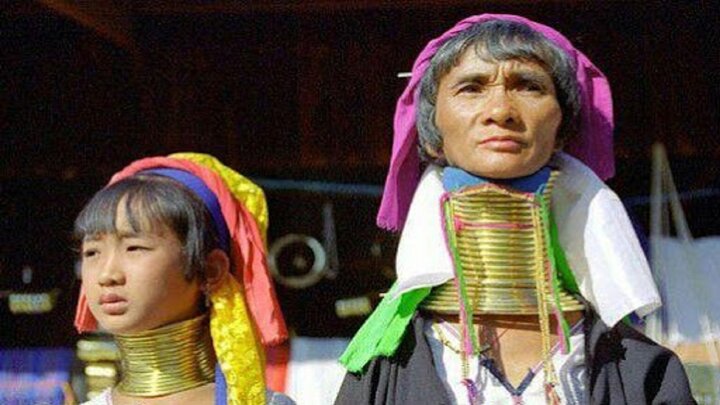 قبیله عجیب گردن درازها در مالزی / فیلم