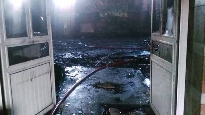 آتش سوزی وحشتناک یک خانه در کرج / ۴ نفر جان باختند + عکس