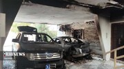 لحظه آتش زدن عمدی دو خودرو لاکچری در کیش توسط فرد ناشناس + فیلم دوربین مداربسته
