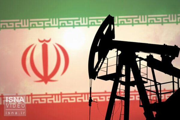 چین واردات نفت از ایران و ونزوئلا را دو برابر کرد