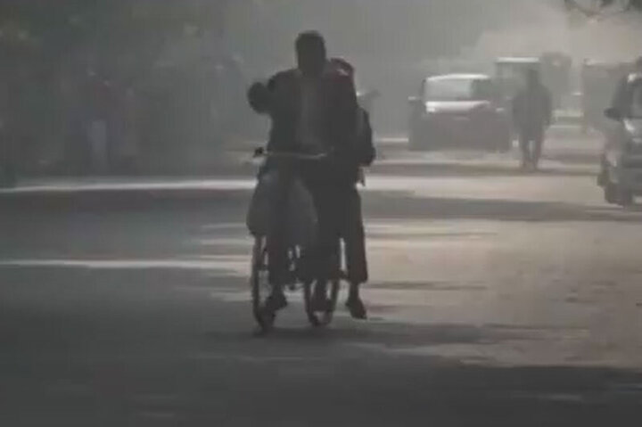 تصاویری وحشتناک از آلودگی هوا در دهلی نو! / فیلم