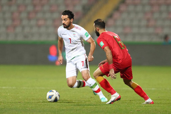 بازیکنان ما مقابل لبنان دچار غرور کاذب شده بودند / تنها رسیدن به جام جهانی ما را قانع نمی‌کند