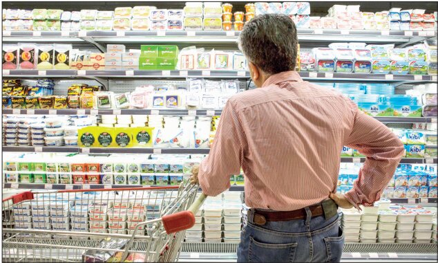  احتمال افزایش ۶۰ درصدی قیمت شیر و لبنیات از سال آینده/ میزان مصرف شیر و لبنیات در سفره مردم کمتر یا حذف شده است
