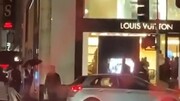 هجوم گروهی سارقین برای سرقت از فروشگاهی در سان فرانسیسکو / فیلم