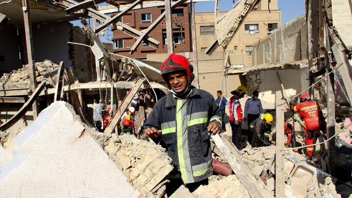 انفجار وحشتناک گاز در شاهین‌دژ / به ۳۱ ساختمان خسارت وارد شد