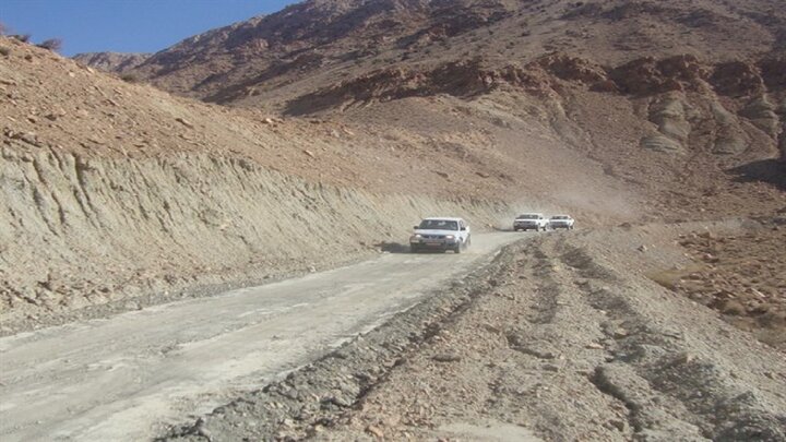 باورتان نمی‌شود این جاده در ایران باشد!  | جاده خطرناک روستای موکی بالا / فیلم و تصاویر