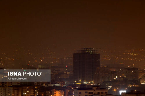 تصاویری از آلودگی تهران در شب