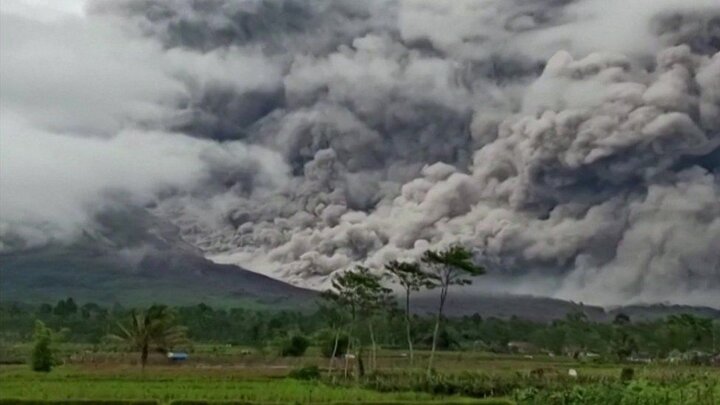 افزایش قربانیان فوران آتش‌فشان در اندونزی به ۱۳ نفر