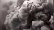لحظه فوران آتشفشان سمرو در جزیره جاوه / فیلم