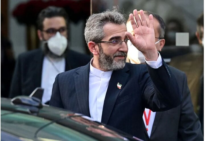 مذاکره کننده ارشد ایران به اتریش رفت