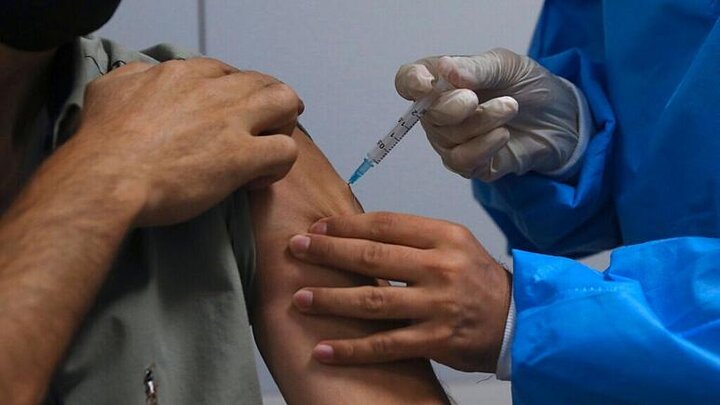 شرکت فایزر: ممکن است به تزریق دوز چهارم واکسن کرونا نیاز داشته باشیم