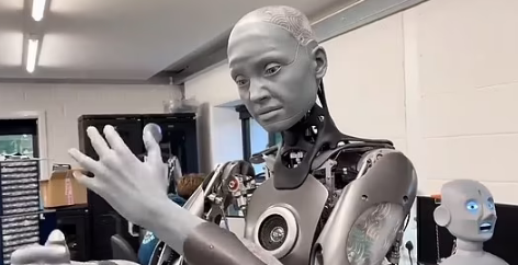 رونمایی از یک ربات خارق العاده که ۲۲ حرکت انسان را تقلید می کند! / فیلم و عکس