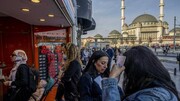 هجوم شهروندان بلغارستان برای خرید کالا از ترکیه / فیلم