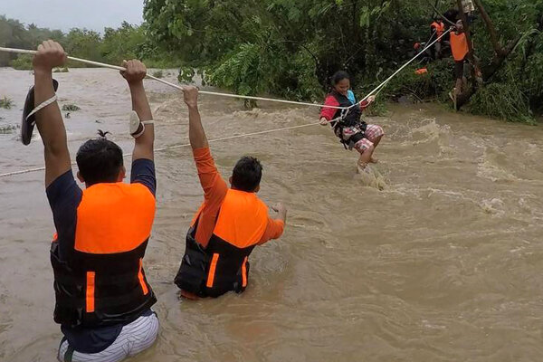 جان باختن حداقل ۷۵ نفر در طوفان اخیر فیلیپین 