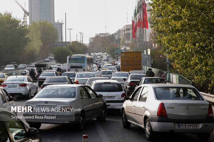 رکورد ترافیک در تهران شکسته شد