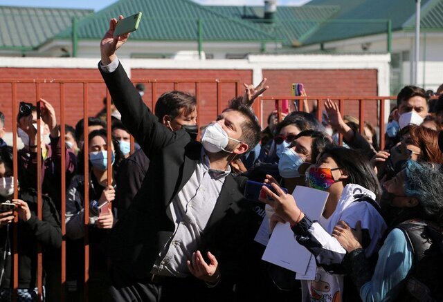 رهبر ۳۵ ساله اعتراضات دانشجویی، رئیس‌جمهوری شیلی شد