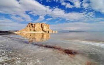 افزایش قابل توجه آب دریاچه ارومیه نسبت به ۱۰ روز گذشته
