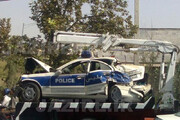 جزییات تصادف هولناک کامیون با ماشین پلیس / عکس