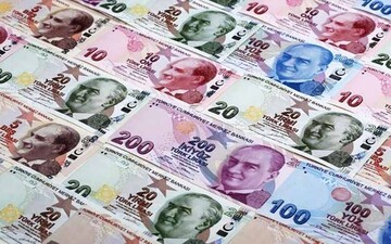 ارزش لیر ترکیه در برابر دلار ۸ درصد سقوط کرد