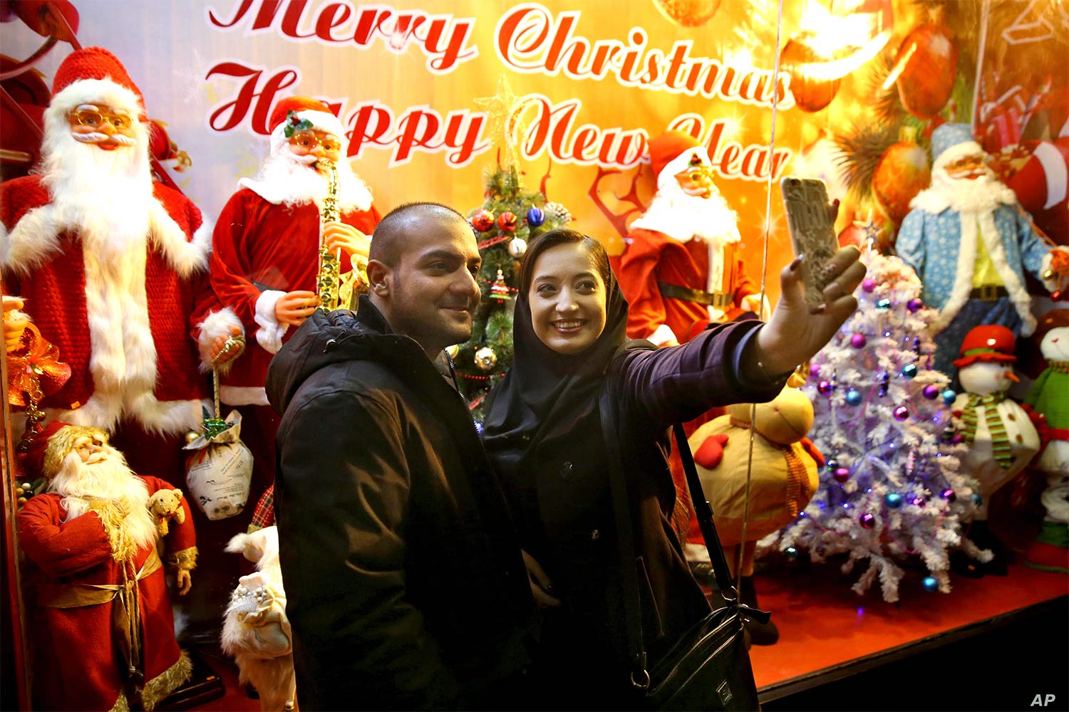 چرا ایرانیان کریسمس را دوست دارند؟