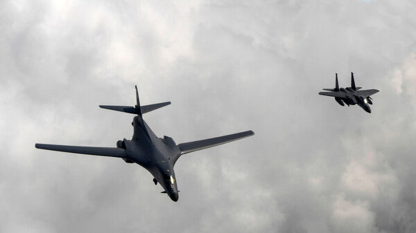 فرود اضطراری جنگنده اف-۳۵ کره جنوبی 