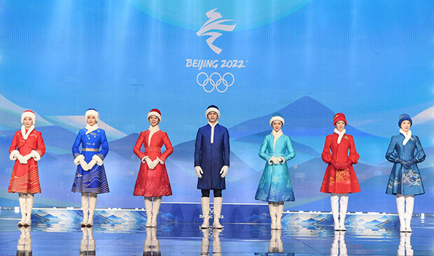 لباس مراسم اهدای مدال المپیک زمستانی ۲۰۲۲ رونمایی شد