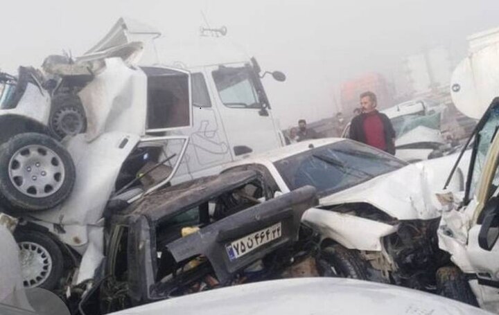 جزییات تصادف ۵۰ خودرو در جاده بهبهان از زبان رئیس پلیس راه خوزستان / فیلم
