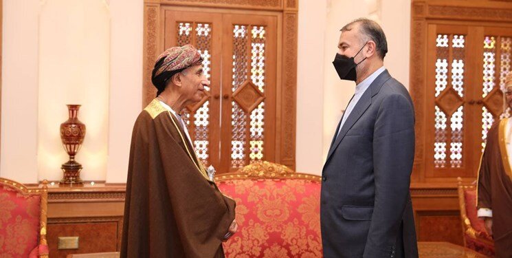 دیدار امیرعبداللهیان با معاون سلطان عمان