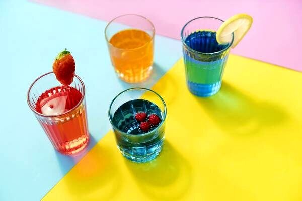 ۱۰ نوشیدنی سرطان‌زا که باید از خوردن آن اجتناب کنید